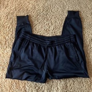 Men’s under Armour sweats size 2XL